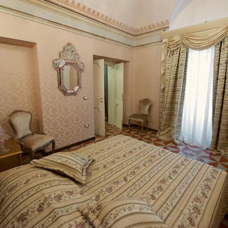 Palazzo Tilli Casoli  Esterno foto