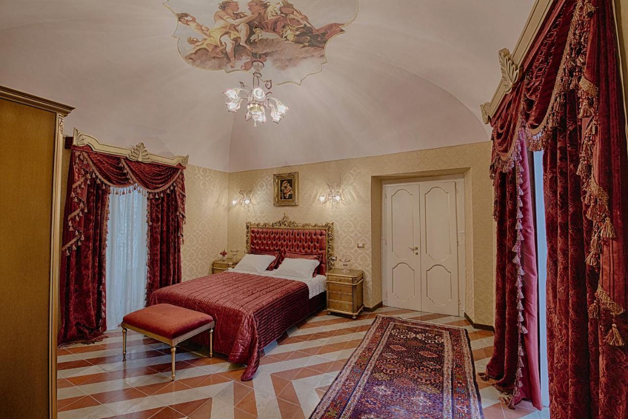 Palazzo Tilli Casoli  Esterno foto