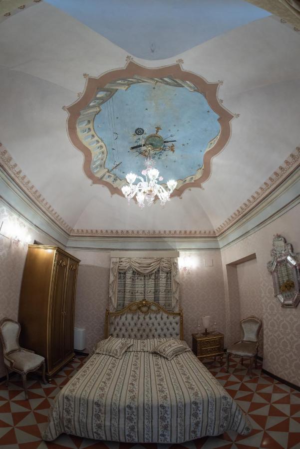 Palazzo Tilli Casoli  Esterno foto