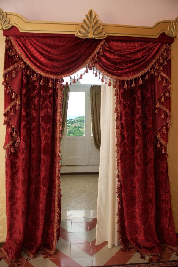 Palazzo Tilli Casoli  Esterno foto